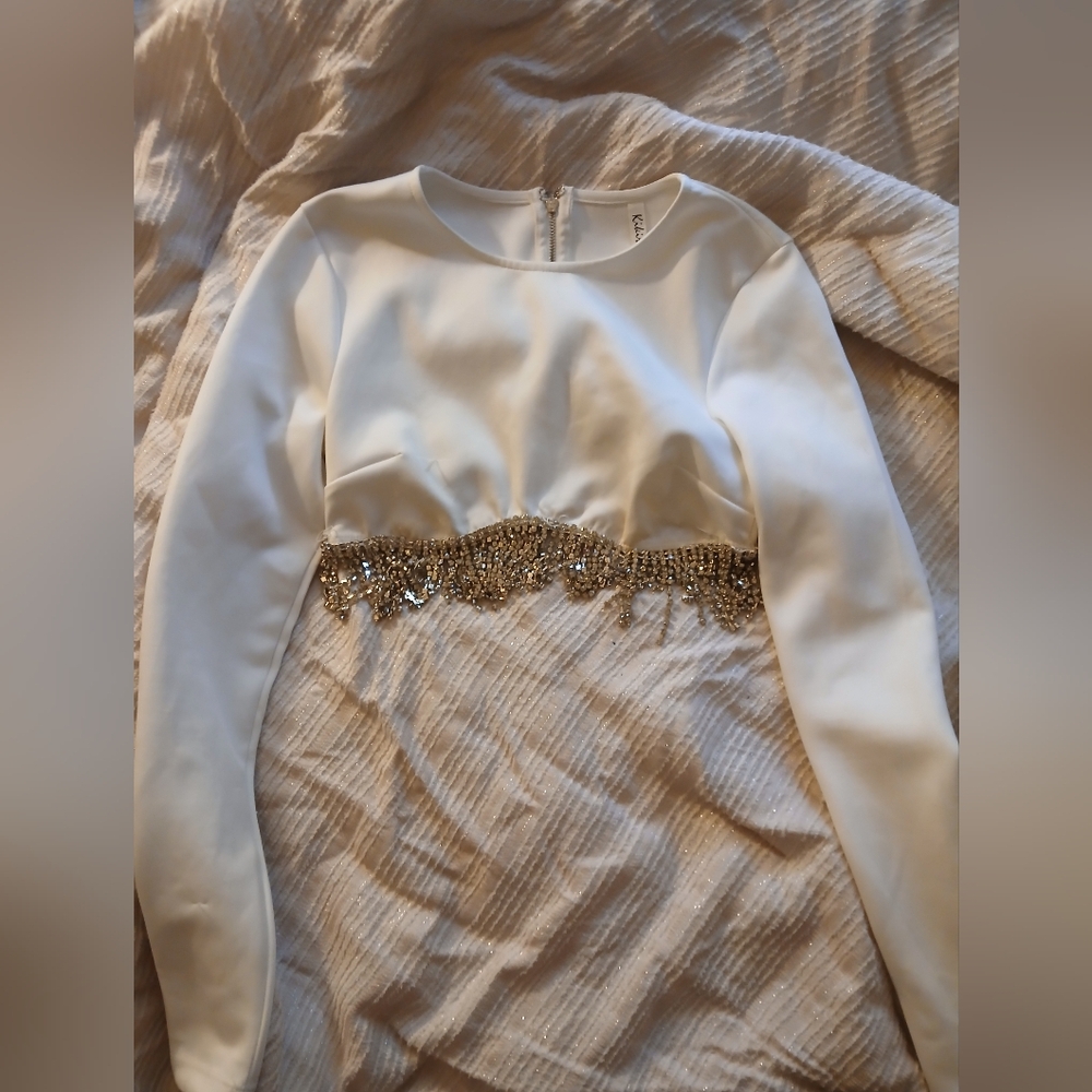 Elegant White Cropped Top with Silver Accents